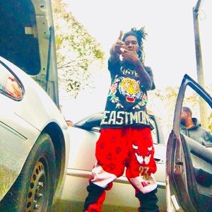 Meet your Posher, Eric